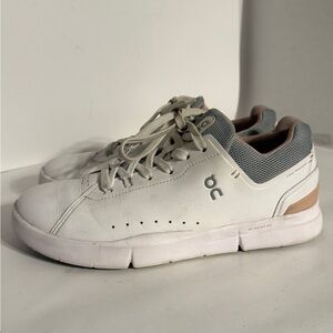 On Cloud The Roger Advantage Women’s Sz. 9.5 Tennis Shoes Walking